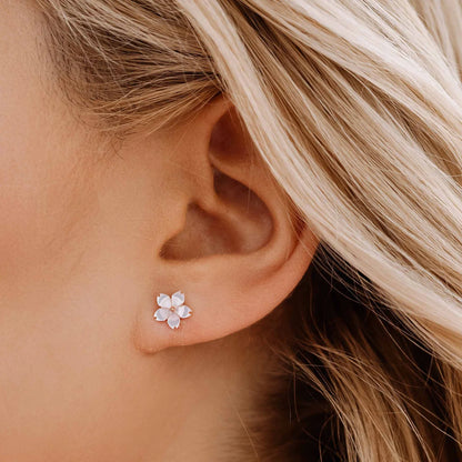 Boucles d'oreilles Fleurs en Nacre