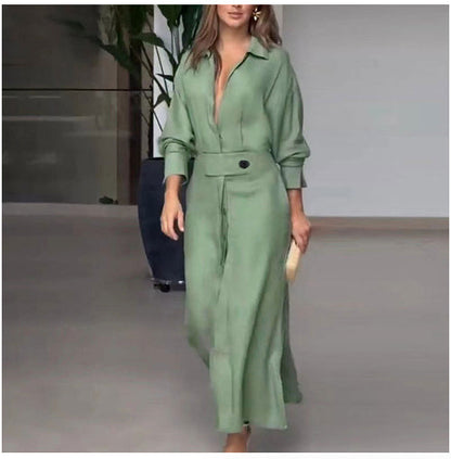 Robe Slim V-Neck Wynne : Élégante Déclaration Bleu Ciel