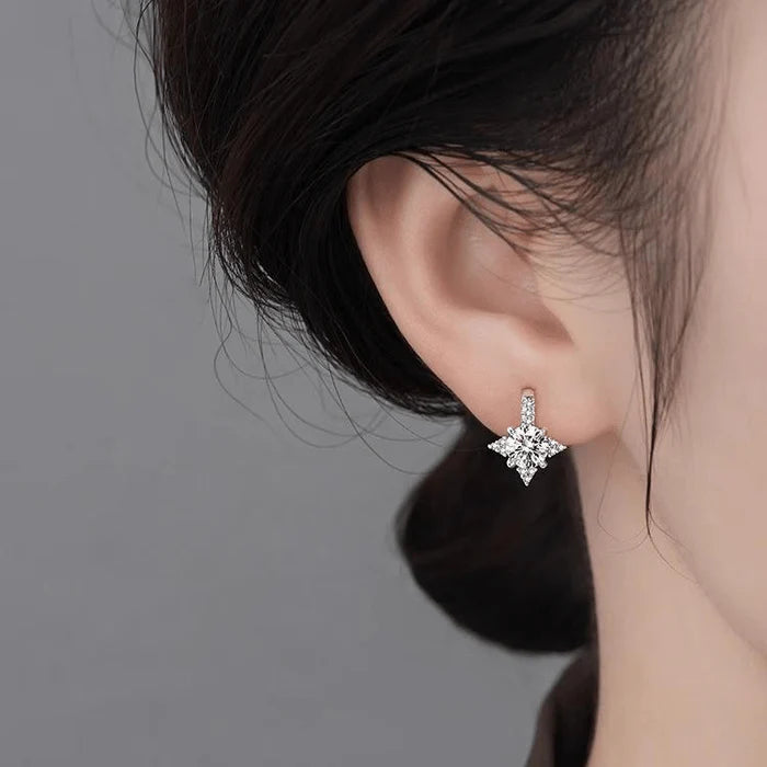 Boucles d'oreilles Étoiles Filantes en Moissanite