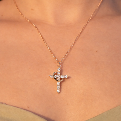 Collier Croix & Couronne | Un Rappel Subtil de Foi