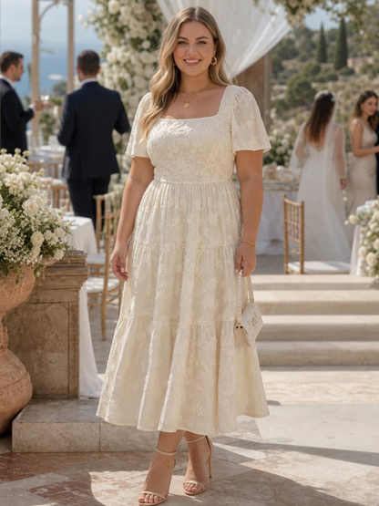 Belen | Robe Midi à Détail Floral Texturé à Manches Courtes