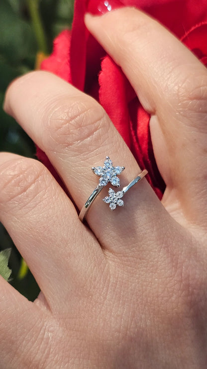 Bague Fleur Délicate Élégante