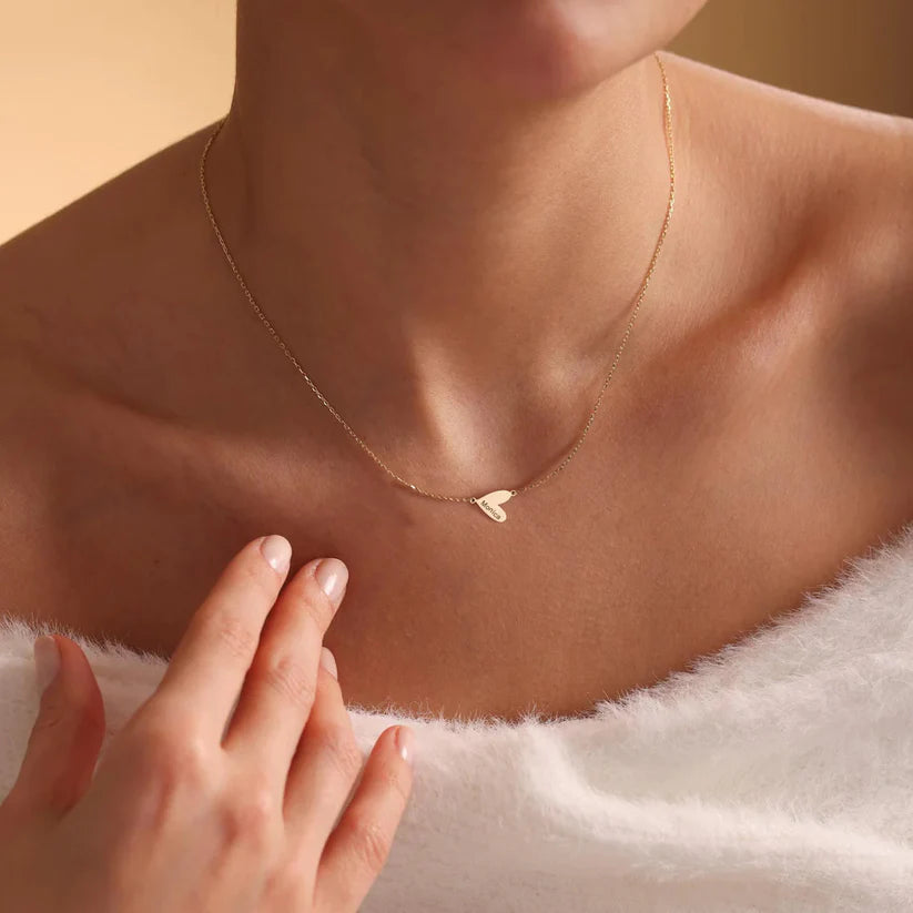 Collier personnalisé aux cœurs gravés