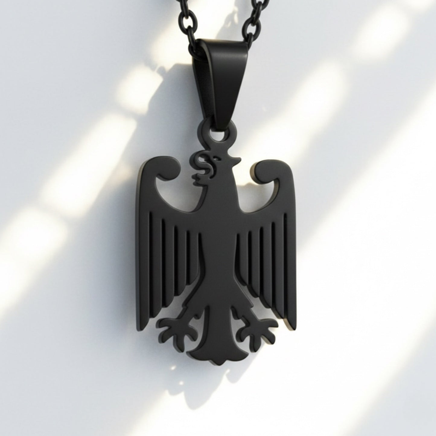 Collier Aigle Structuré