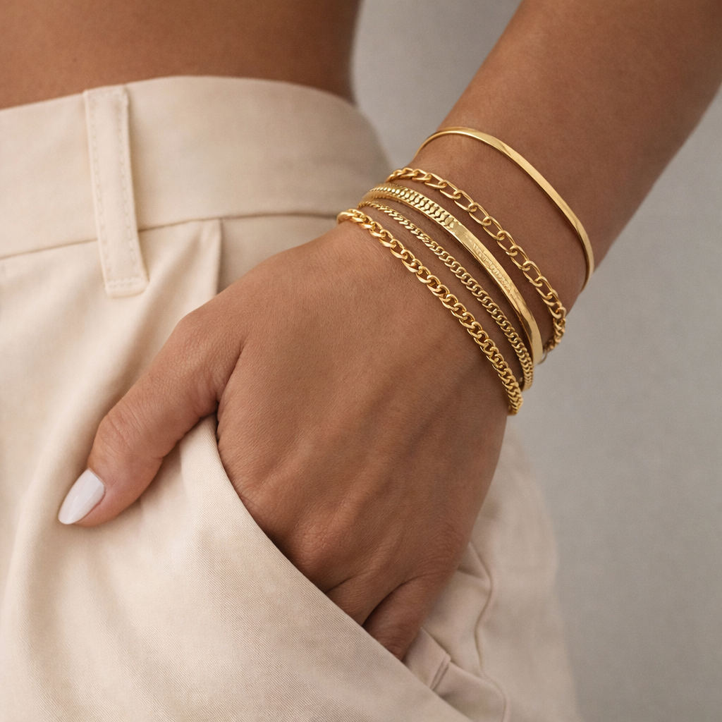 Ensemble de 5 Bracelets aux Mailles Contrastées