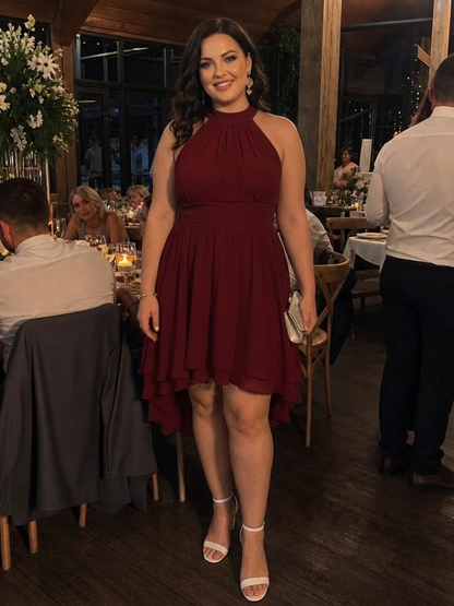 Rin | Robe à encolure halter avec ourlet en couches, longueur genou