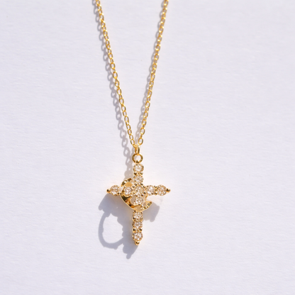 Collier Croix & Couronne | Un Rappel Subtil de Foi