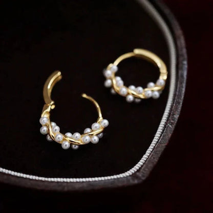Créoles torsadées aux perles délicates