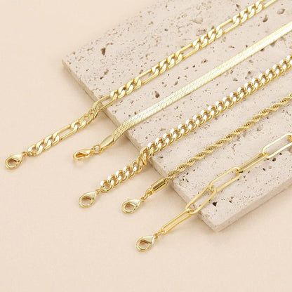 Ensemble de 5 Bracelets aux Mailles Contrastées