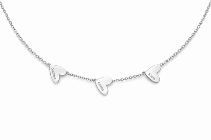 Collier personnalisé aux cœurs gravés