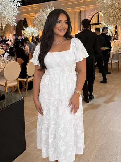 Belen | Robe Midi à Détail Floral Texturé à Manches Courtes