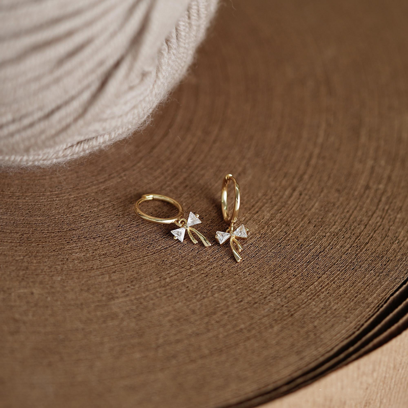 Boucles d'Oreilles Chic avec Noeud