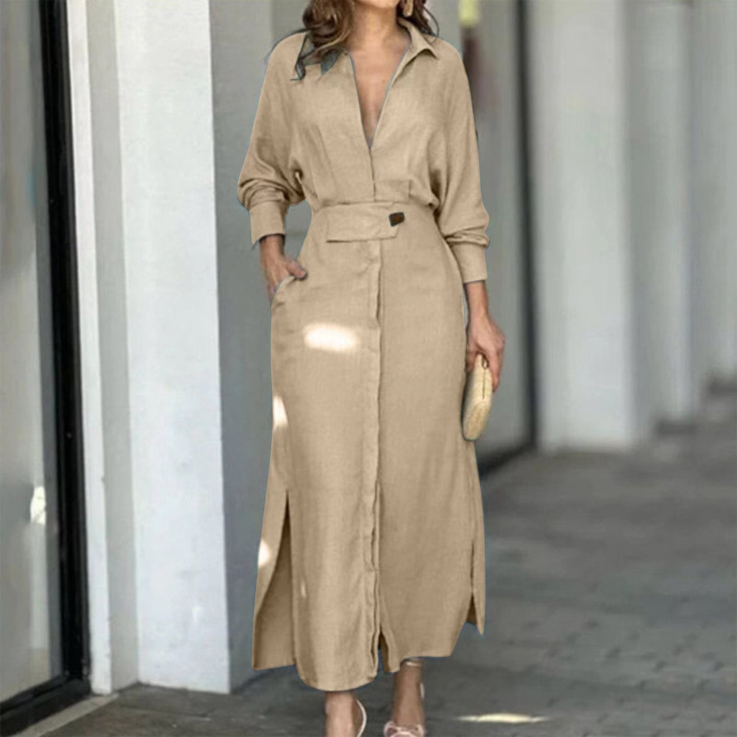 Robe Slim V-Neck Wynne : Élégante Déclaration Bleu Ciel