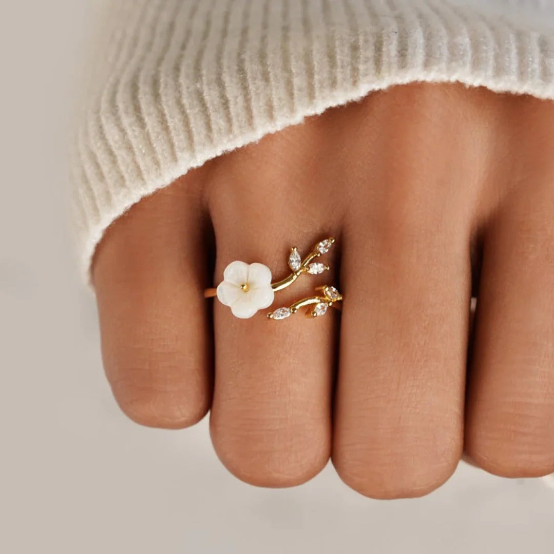 Bague Fleur Épanouie