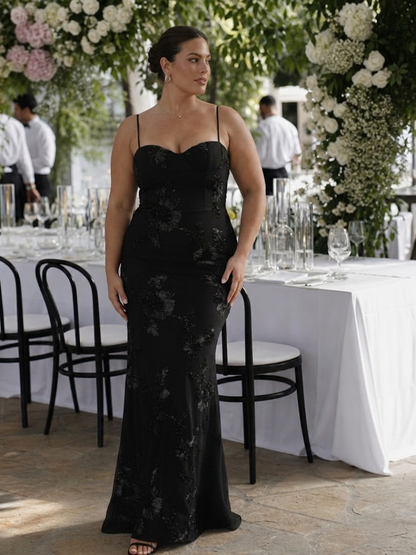 Clover | Robe Maxi à Bretelles Spaghetti et Corset