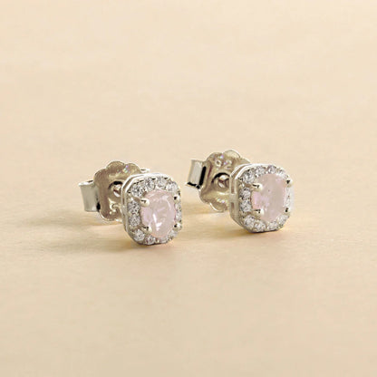Boucles d'oreilles avec zircon ovale
