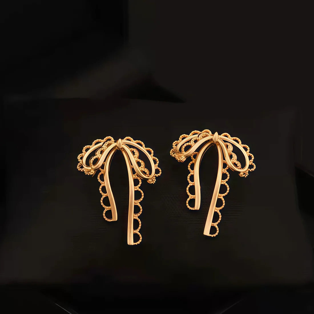Boucles d'Oreilles Ruban Sculptural