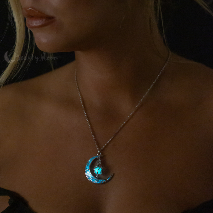 Collier Lotus Lumineux