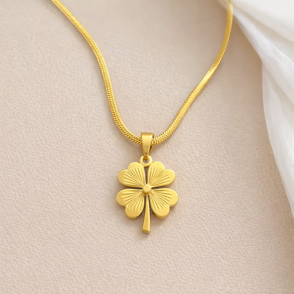 Minimaliste Collier Trèfle