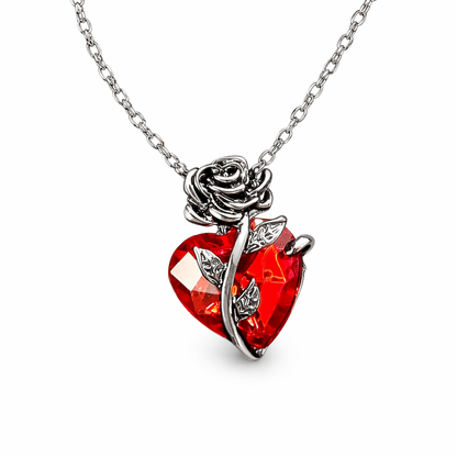 Collier Rose Sombre au Cœur Rouge