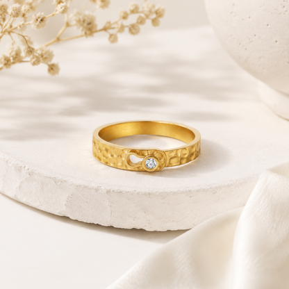 Bague en or entrelacée