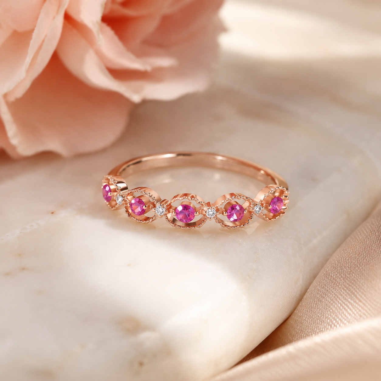 Bague en saphirs roses et rubis