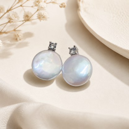 Boucles d'oreilles puces en perle et diamant