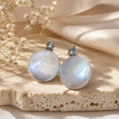 Boucles d'oreilles puces en perle et diamant