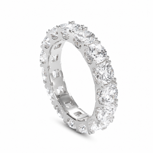 La bague Essence du Luxe