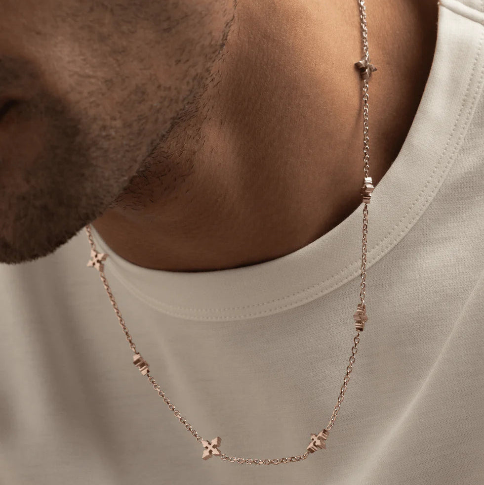 Collier Lune Ajustable Résistant