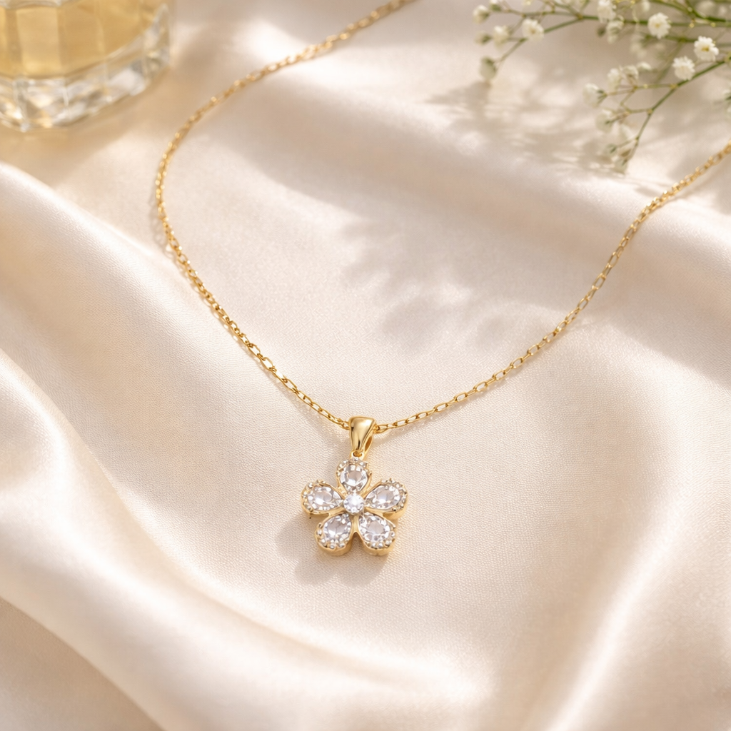 Collier Fleur Délicate Élégante