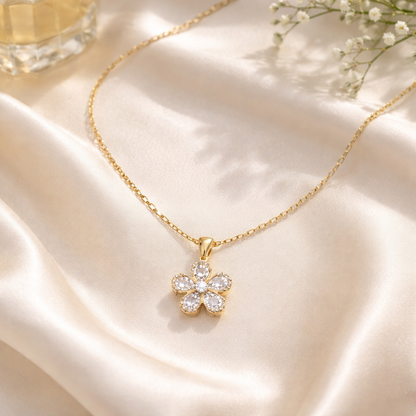 Collier Fleur Délicate Élégante