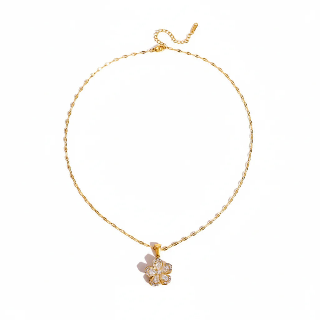 Collier Fleur Délicate Élégante