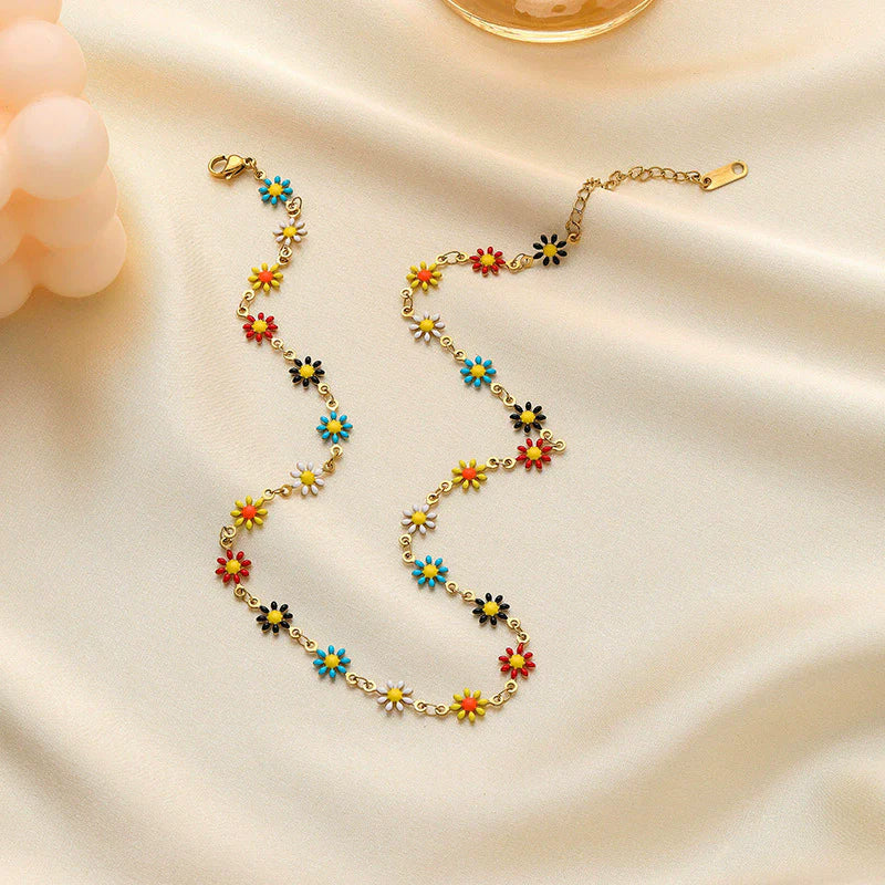Collier Marguerites Blancs et Colorés