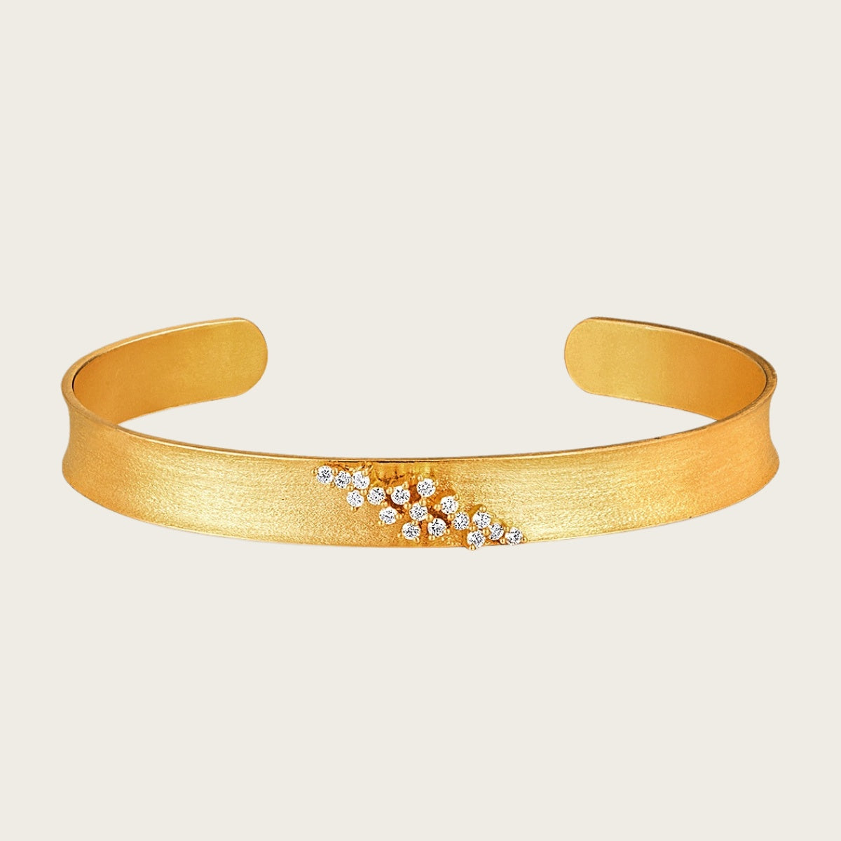 Bracelet manchette ouverte en or