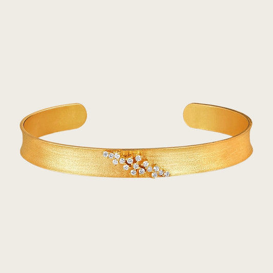 Bracelet manchette ouverte en or