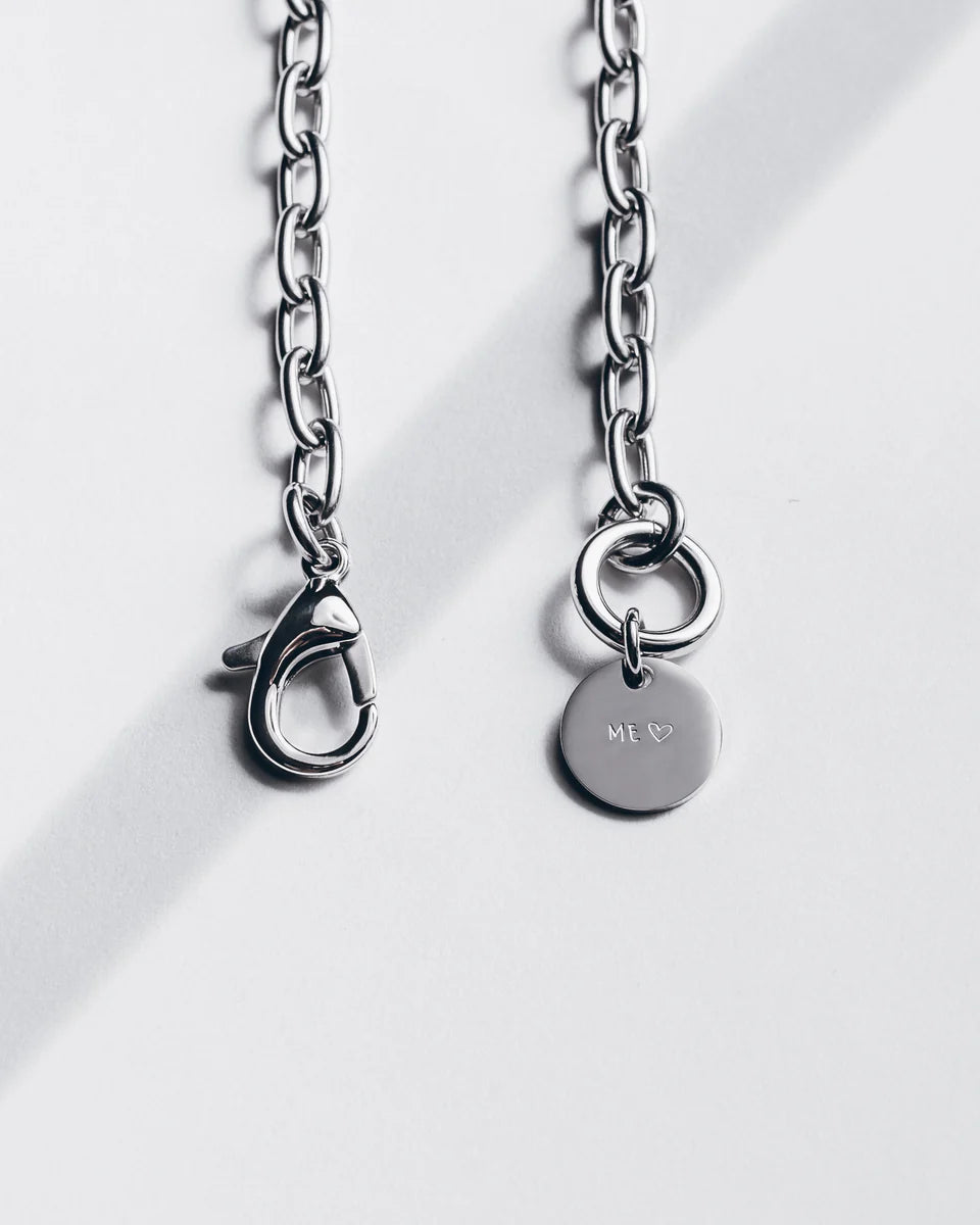 Collier "Me" Élégant