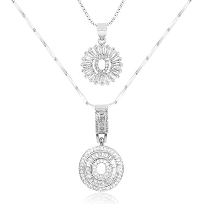 Colliers avec initiale en diamant