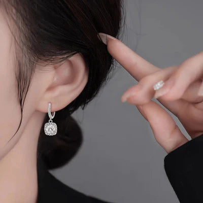 Boucles d’oreilles Séléné avec fermoirs et Moissanite