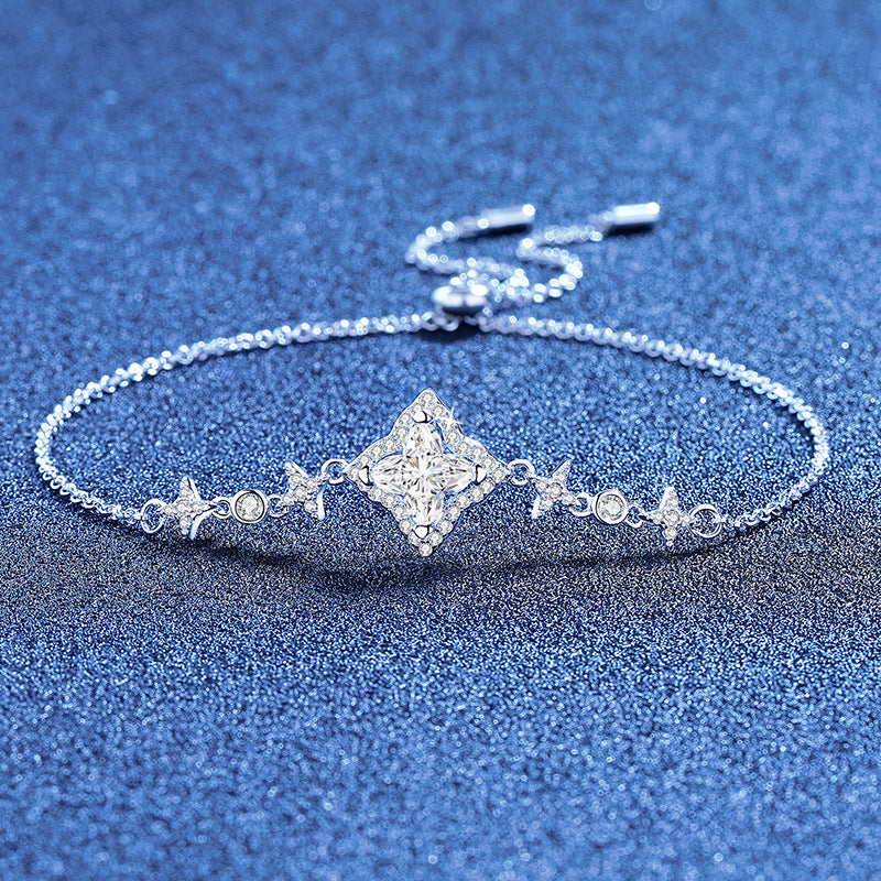 Bracelet Étoile Moissanite Lumineuse
