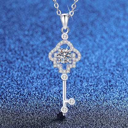 Collier Clé Moissanite Fine