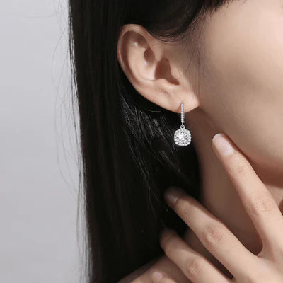 Boucles d’oreilles Séléné avec fermoirs et Moissanite