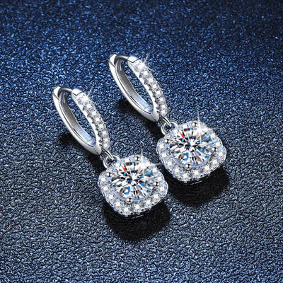 Boucles d’oreilles Séléné avec fermoirs et Moissanite