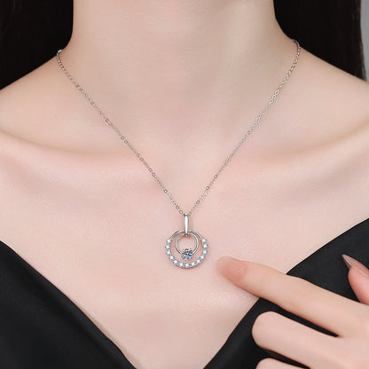 Collier Étoile Argentée en Moissanite