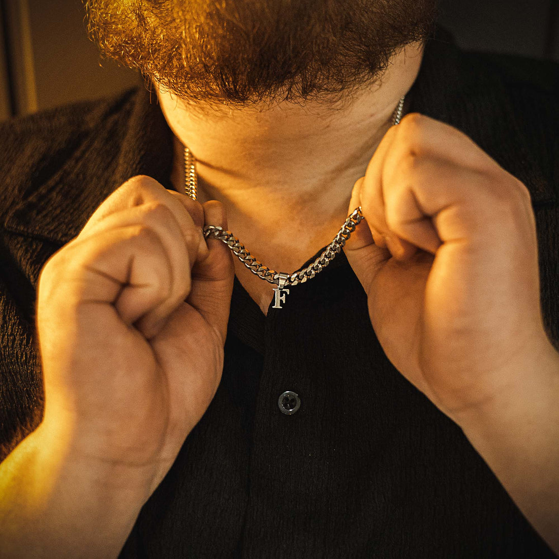 Minimaliste Cuban Initial Necklace