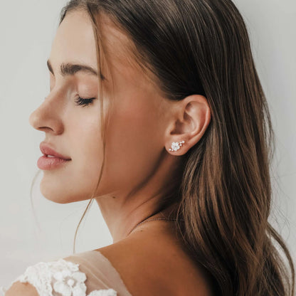 Boucles Fleur Nacre Éclat Rosé