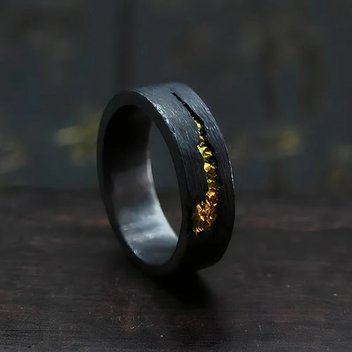 Bague Titane Noir Veine Dorée