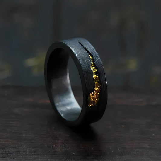 Bague Titane Noir Veine Dorée