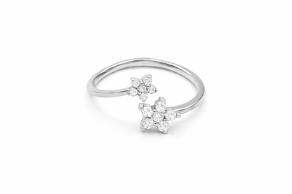Bague Fleur Délicate Élégante