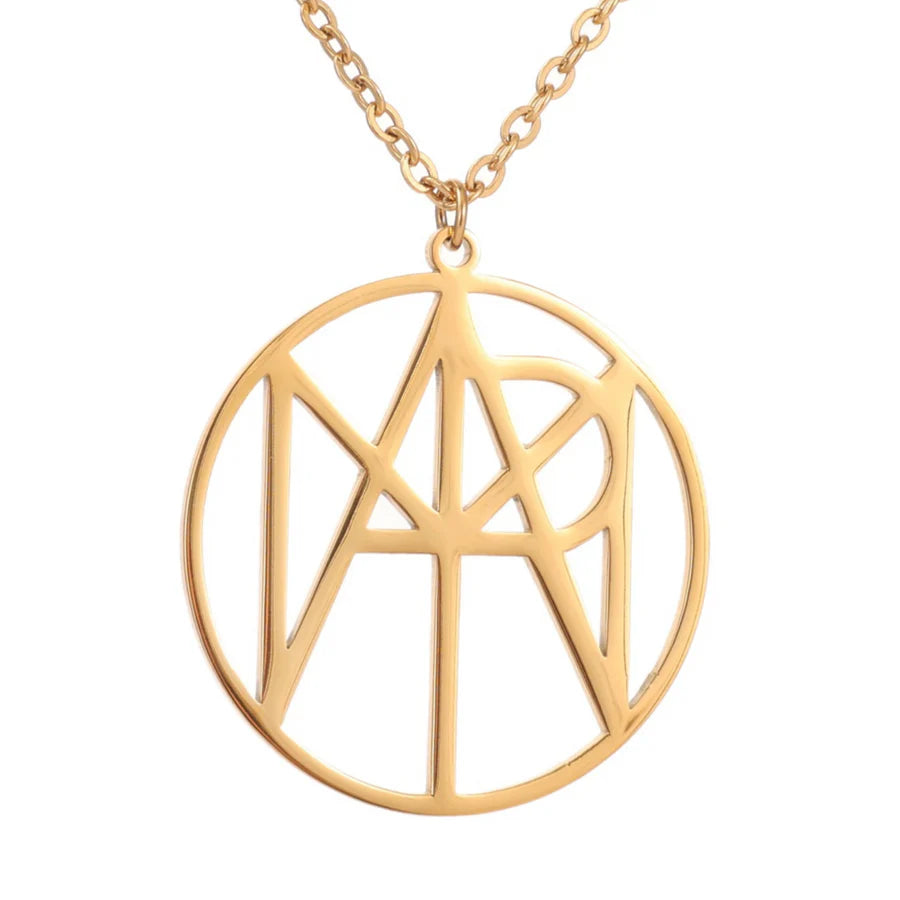 Collier Médaille Initiales Élégant
